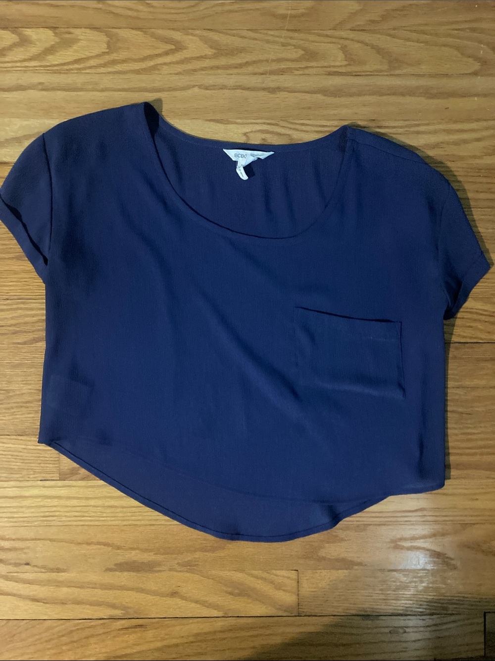 BCBG Navy Short Sleeve Scoop Neck Crop Top with Pocket
